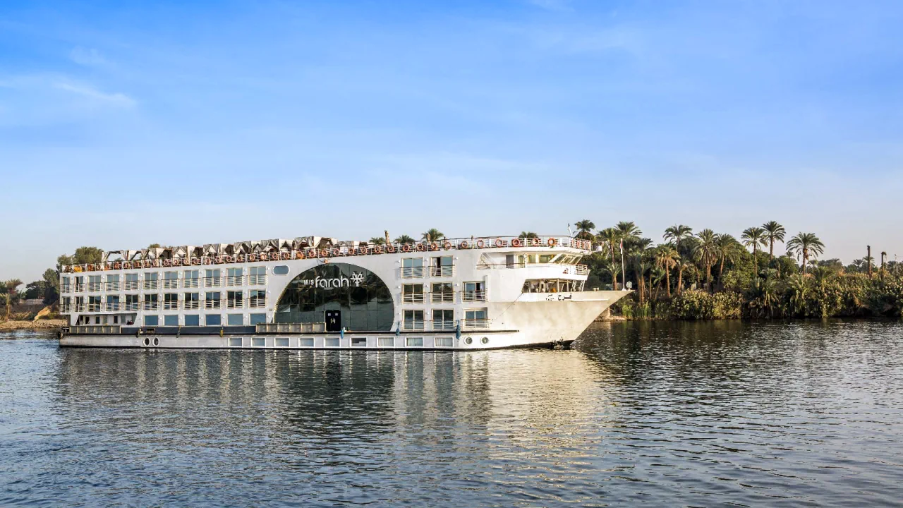 رحلة الباخرة فرح نايل كروز 